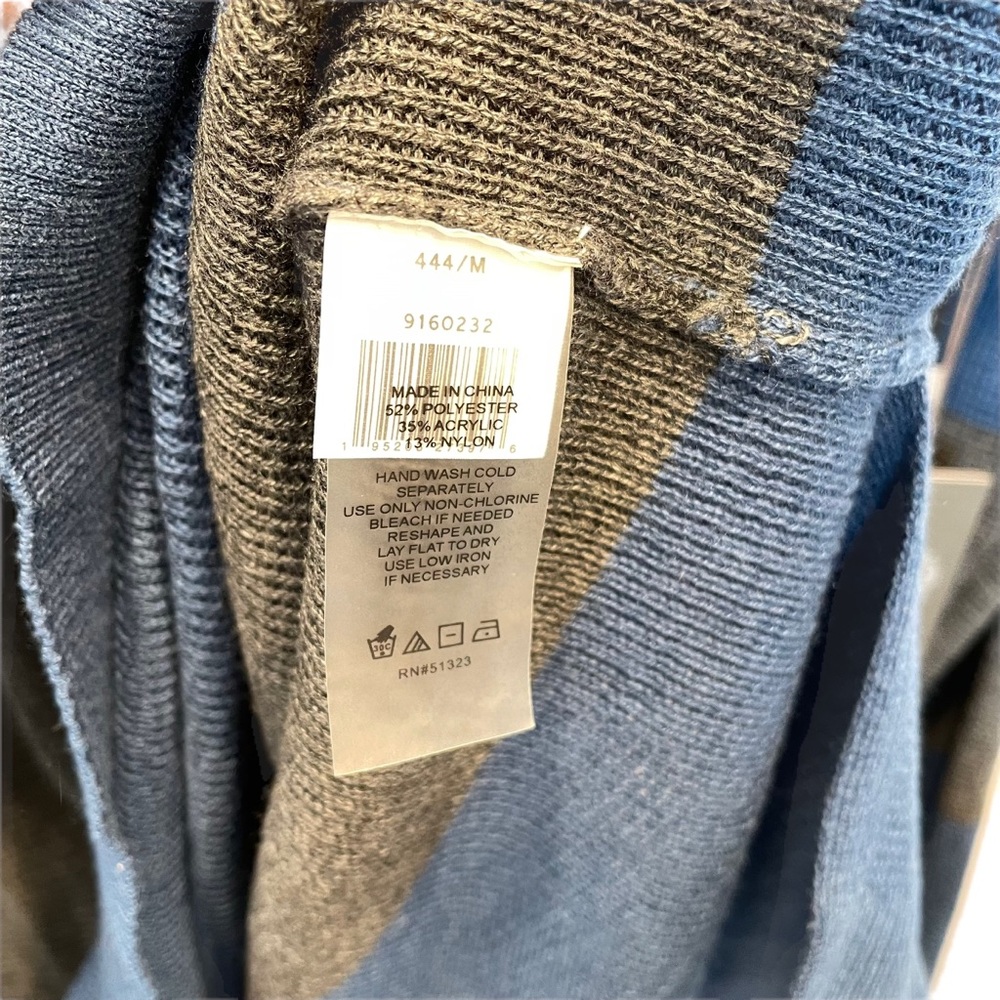 Vince Camuto Button Shoulder Color Block Sweater … - image 7